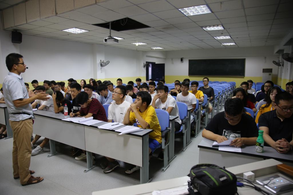 1901、1902班主题班会